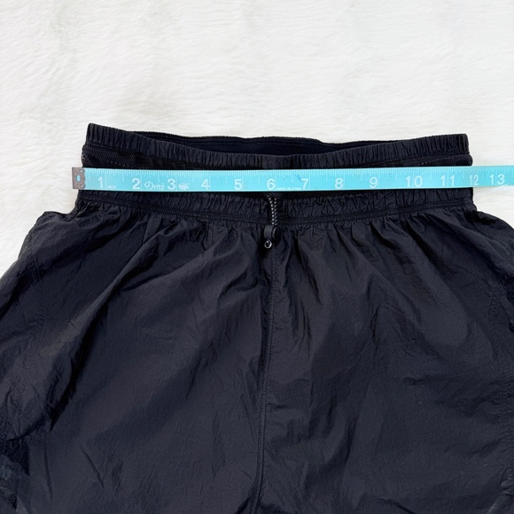 Lululemon Step Out High Rise Packable 3” Short 4 - Picture 4 of 11